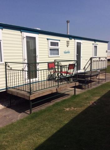 L&G Family Holidays 8 Berth Sealands Familys Only And The Lead Person Must Be Over 30 (Adults Only) Инголдмелс Екстериор снимка