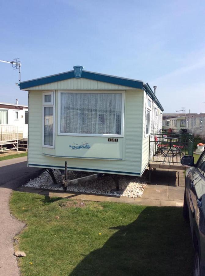 L&G Family Holidays 8 Berth Sealands Familys Only And The Lead Person Must Be Over 30 (Adults Only) Инголдмелс Екстериор снимка