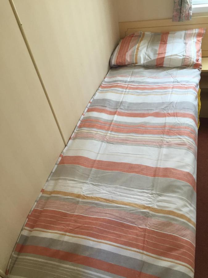 L&G Family Holidays 8 Berth Sealands Familys Only And The Lead Person Must Be Over 30 (Adults Only) Инголдмелс Екстериор снимка